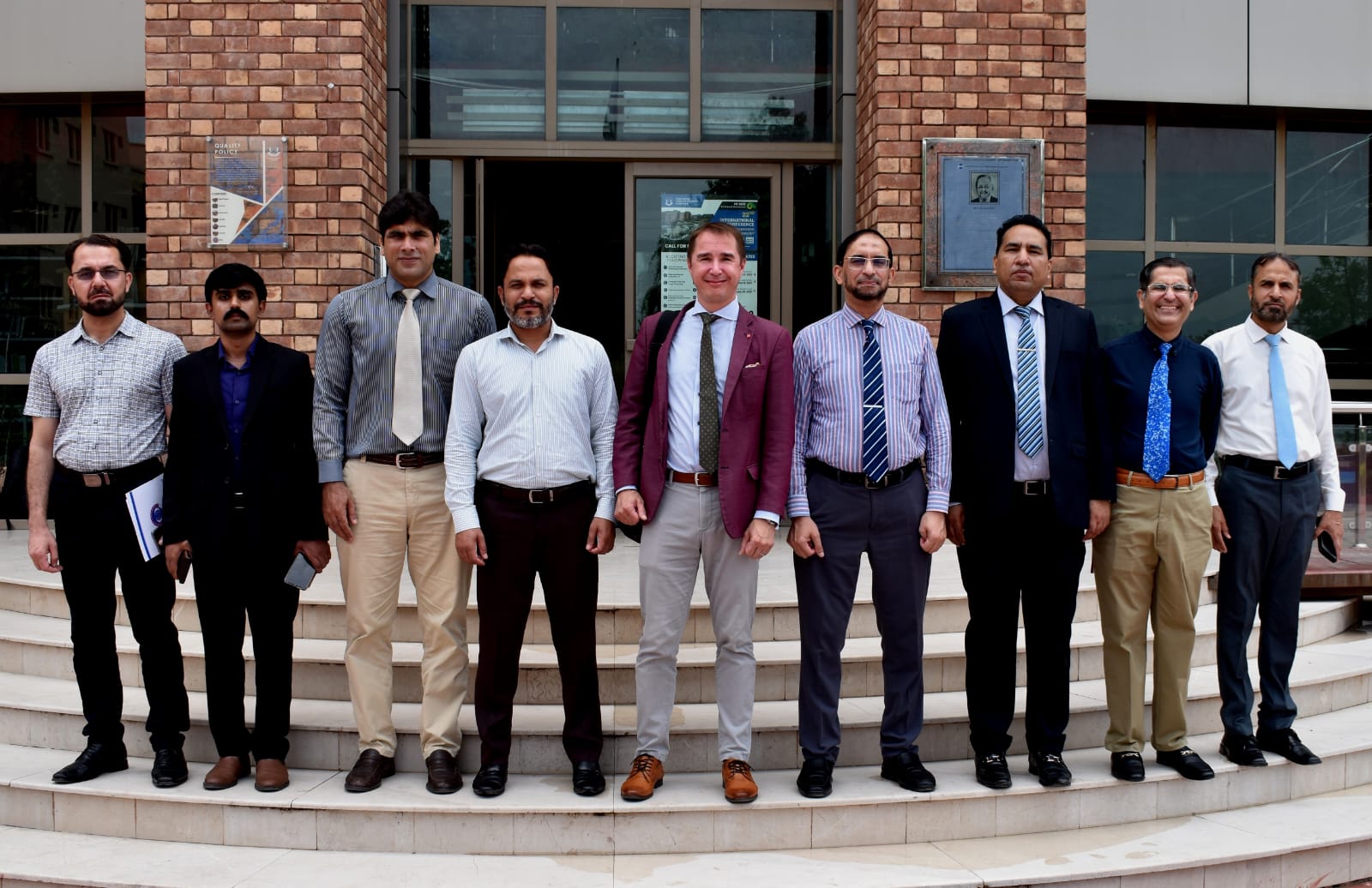 Prof. Dr. Jiri Jaros from Brno University of Technology Visits COMSATS University Islamabad