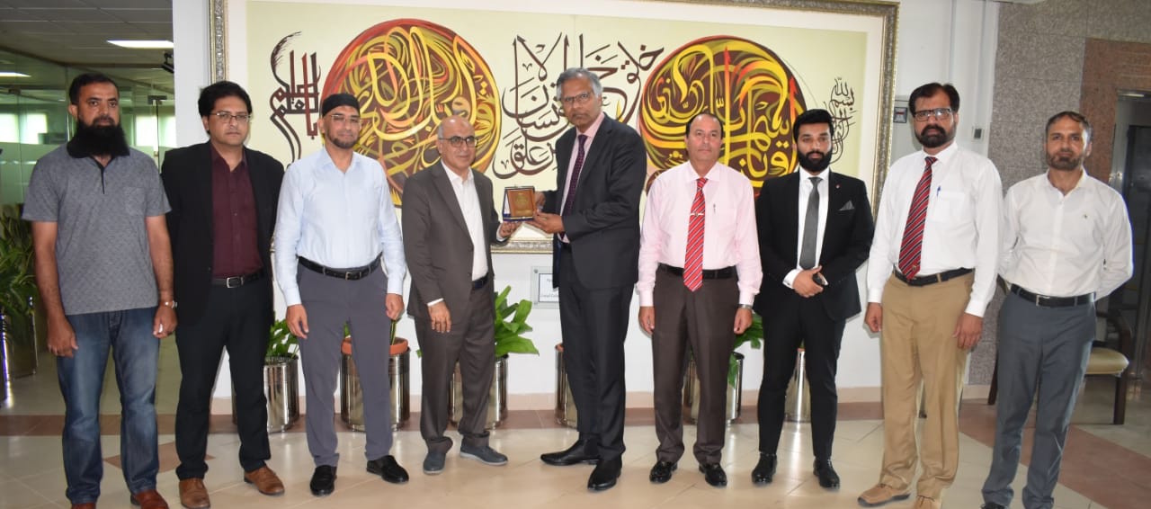 Artificial Intelligence Meets Education: A Sparkling Dialogue at COMSATS University Islamabad and Macquarie University Professor Explores Collaboration with CUI