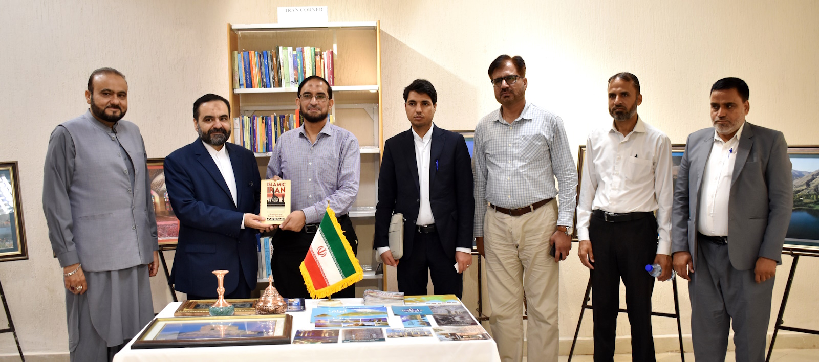 Visit of Delegation from the Embassy of Islamic Republic of Iran, Islamabad to Junaid Zaidi (JZ) Library, COMSATS University Islamabad